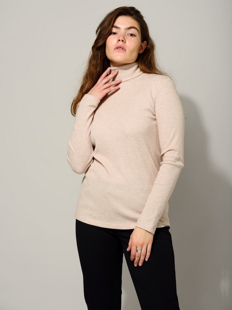 Джемпер Femme 30596.1.29F — бежевый
