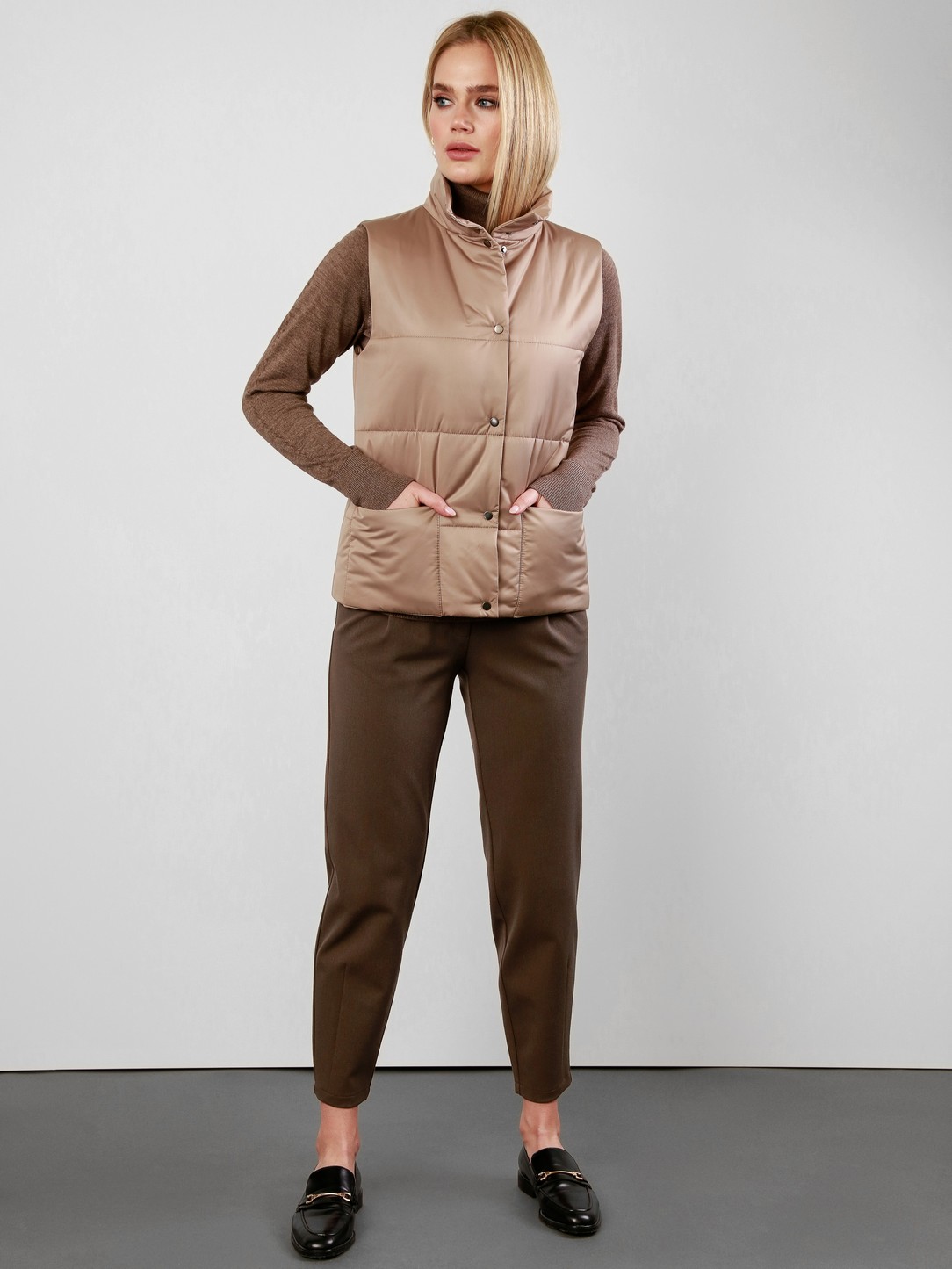 Жилет Femme 70697.1.29F — бежевый